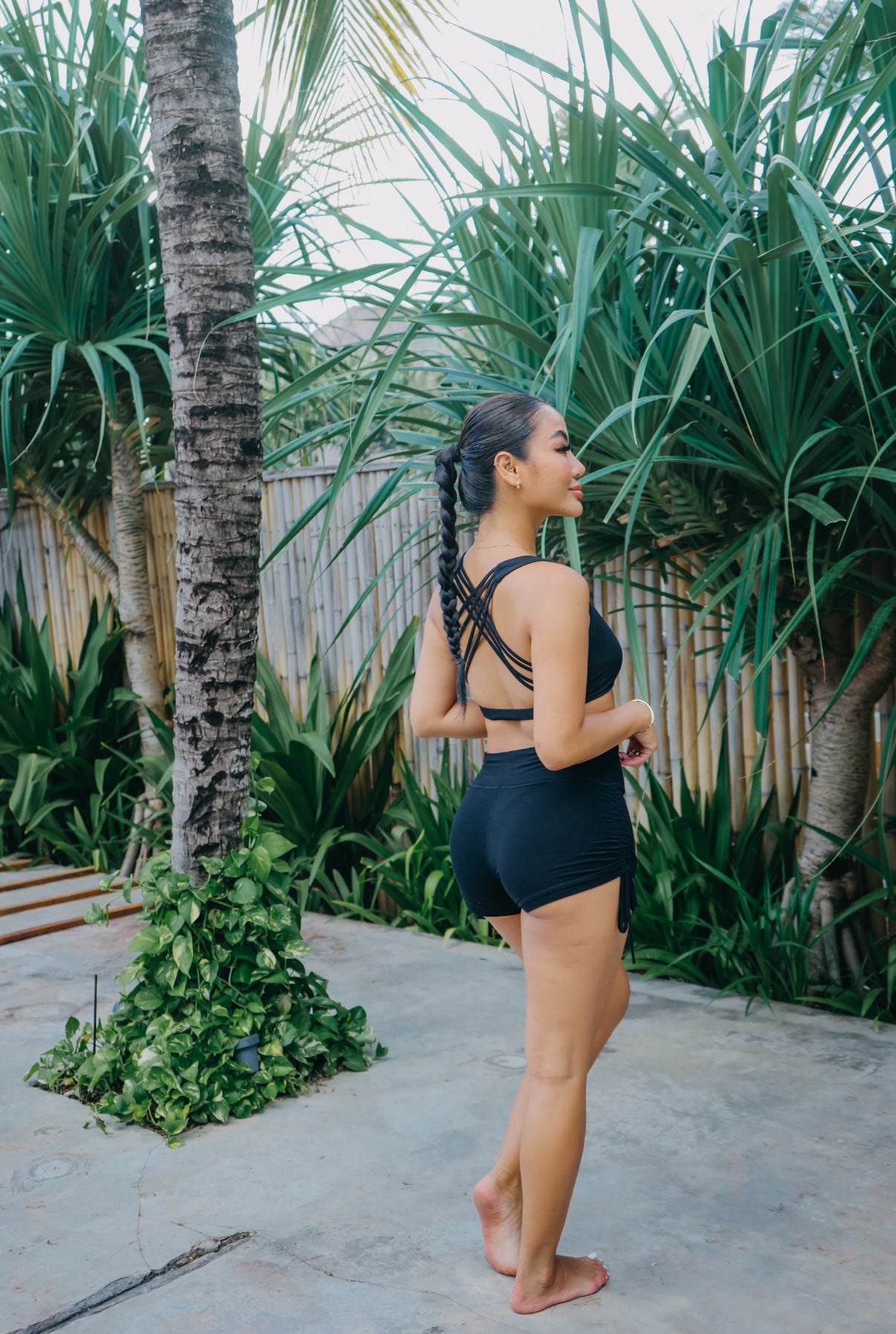 YANG Set (Scrunch Short)